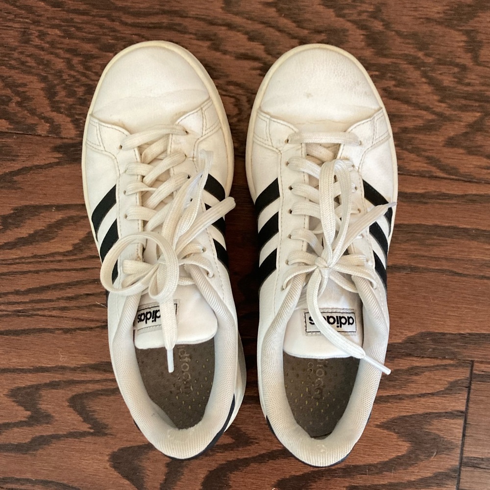Adidas Grand Court sneakers